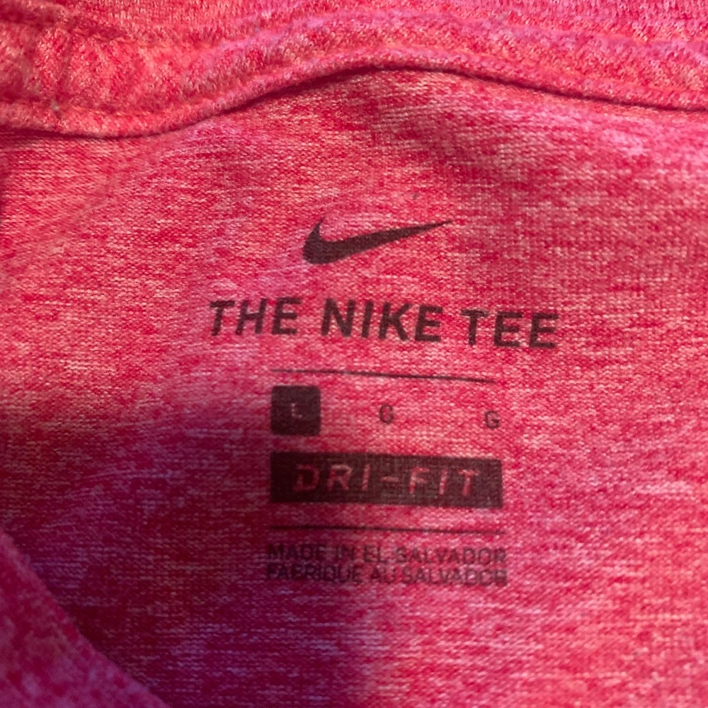 Boys Nike tee